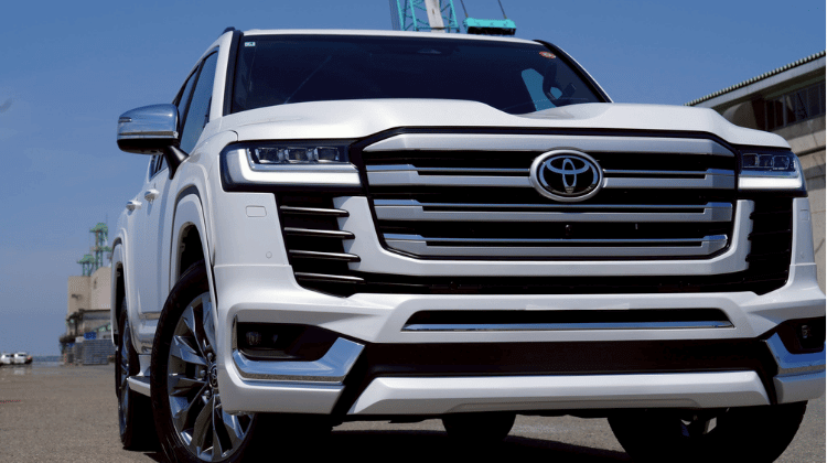 【2026年1月最新】ランドクルーザー300系のリアルタイム相場動向