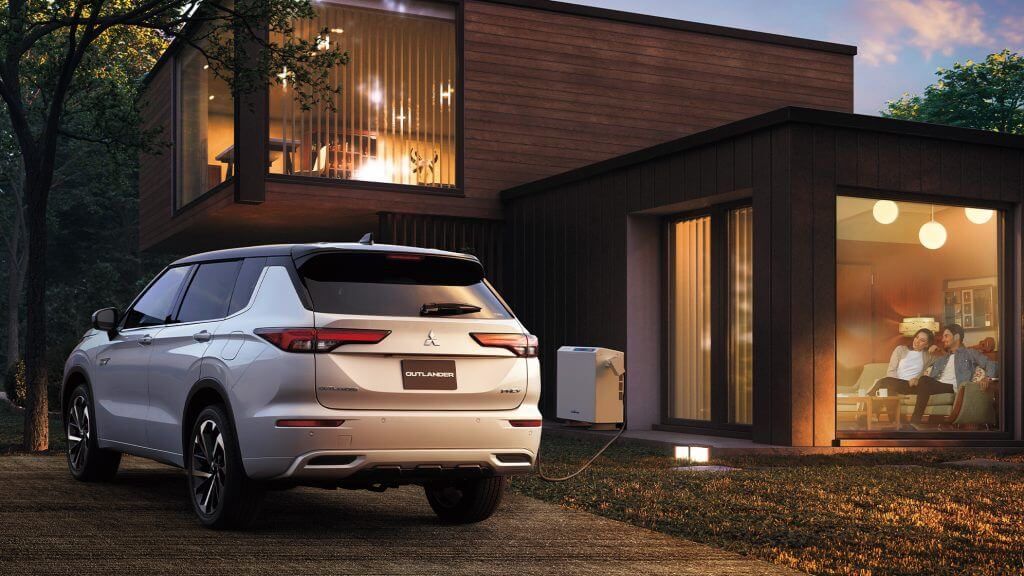 アウトランダーPHEVのボディカラー別リセールバリュー比較