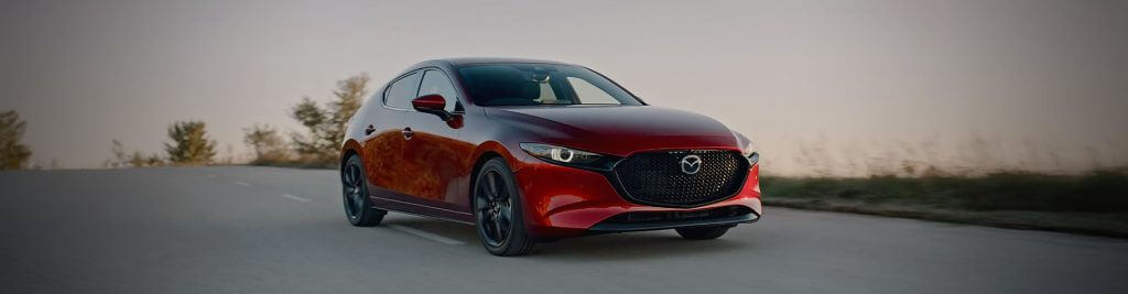 あなたのMAZDA3ファストバックを最高額で売却する具体的な2つの方法