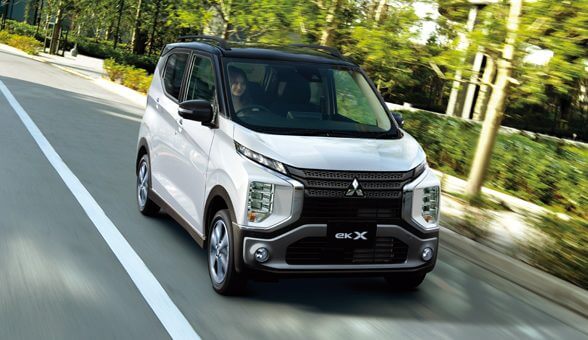 三菱 eKクロス G 2023年式 フロント外観
